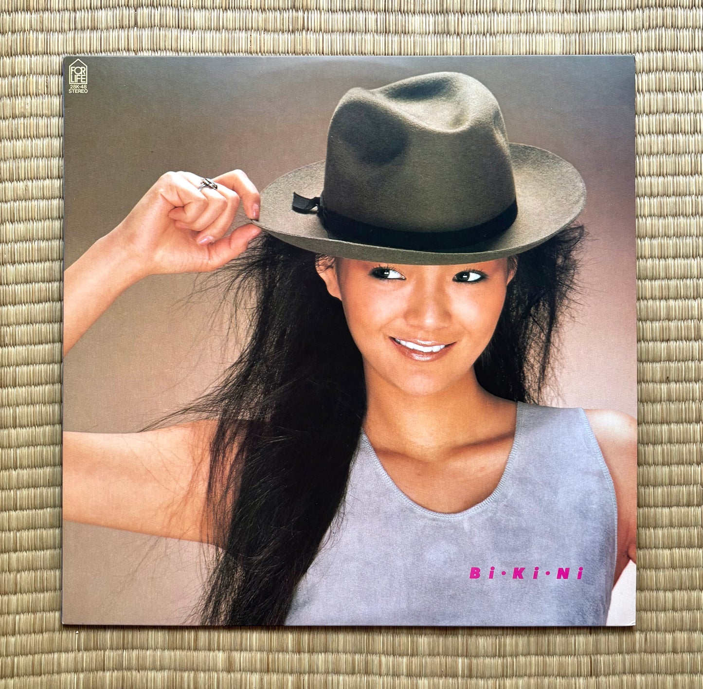Anri / Bi・Ki・Ni